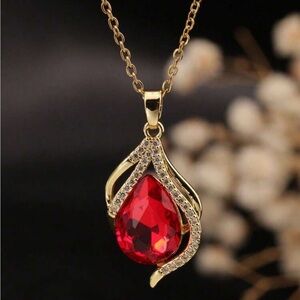 ⚠️Clearance Elegant Gold and Red Teardrop Pendant Necklace